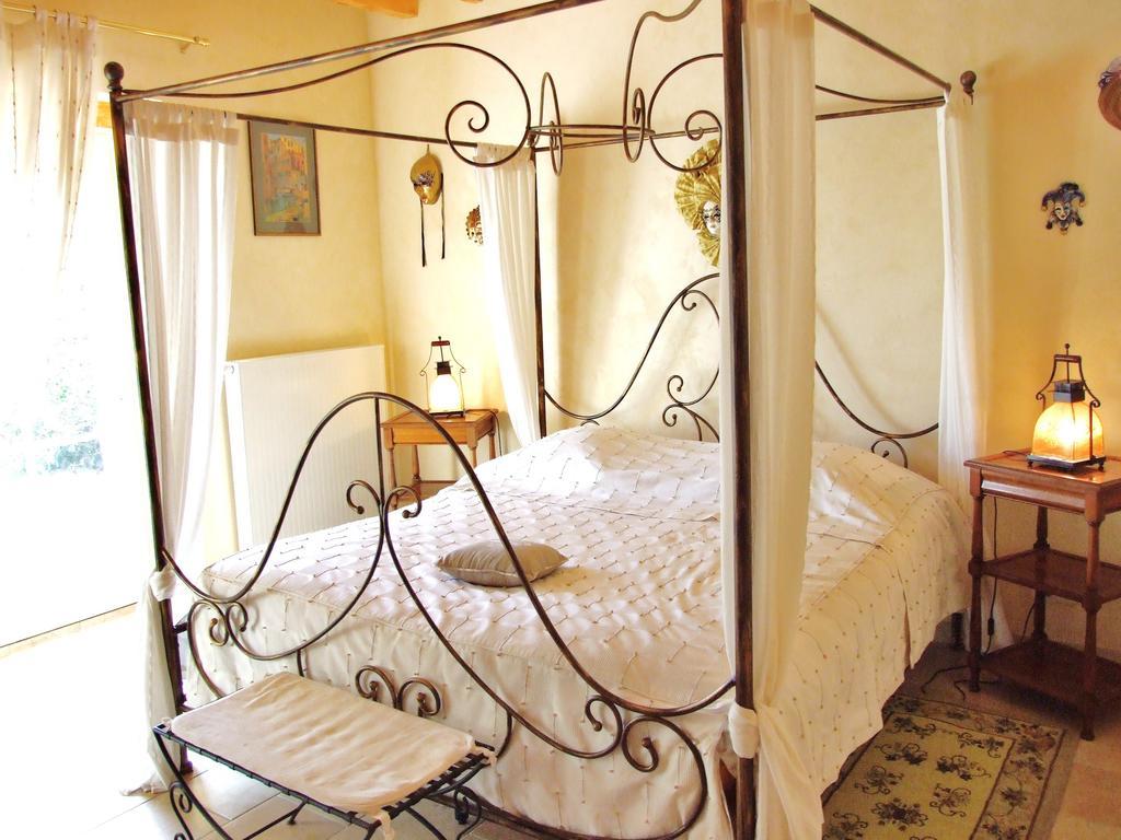 Chambres D'Hotes Les Chatelains Ennordres Ruang foto